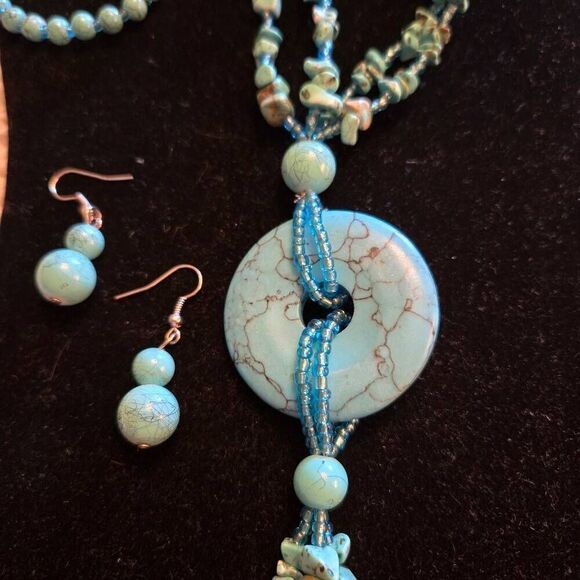 NWOT Turquoise Necklace + Earrings - Picture 3 of 6